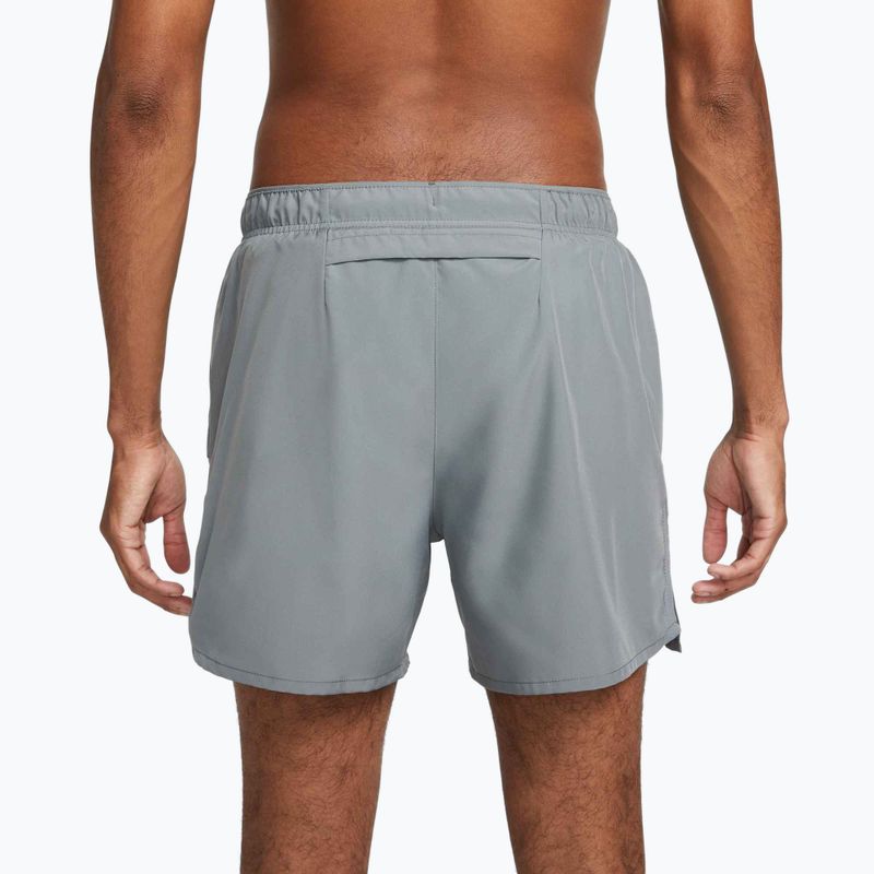 Pánske šortky Nike Dri-Fit Challenger 7" Brief-Lined smoke grey/smoke grey/black 4