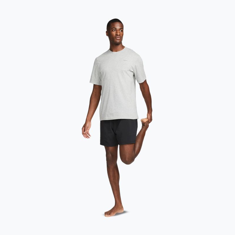 Pánske tréningové tričko Nike Dri-Fit Primary SS dark grey heather/heather/smoke grey 3