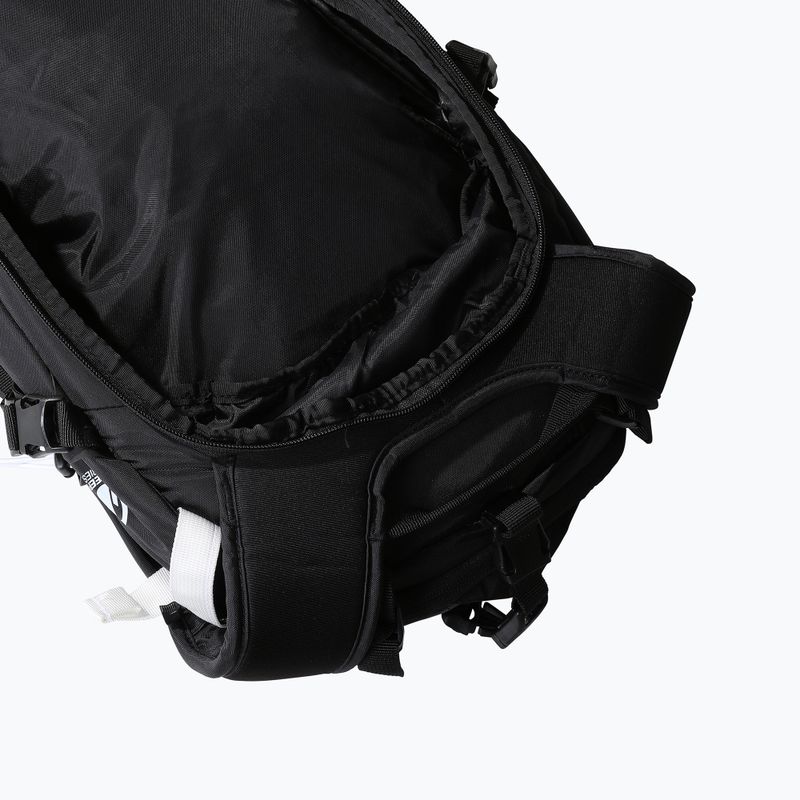 The North Face Snomad 34 l black/white batoh na snowboard 6