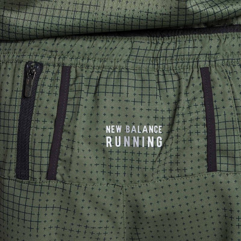 Pánske bežecké šortky New Balance s potlačou Impact Run 5" Green MS21269DON 4