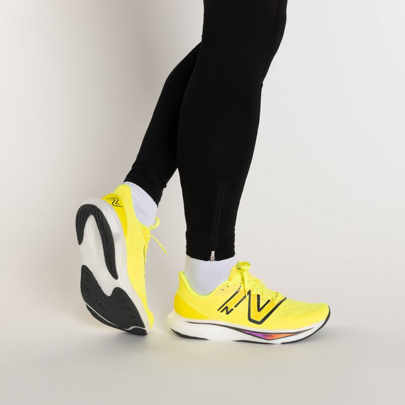 New Balance FuelCell Rebel v3 yellow pánska bežecká obuv MFCXCP3.D.085 3