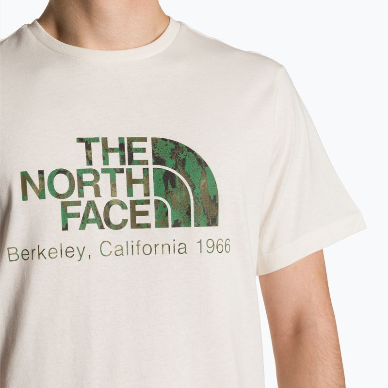 Pánske tričko The North Face Berkeley California white dune/optic emeral 3