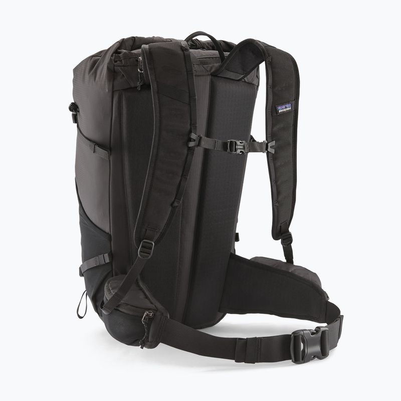 Turistický batoh Patagonia Terravia 28 l black 2