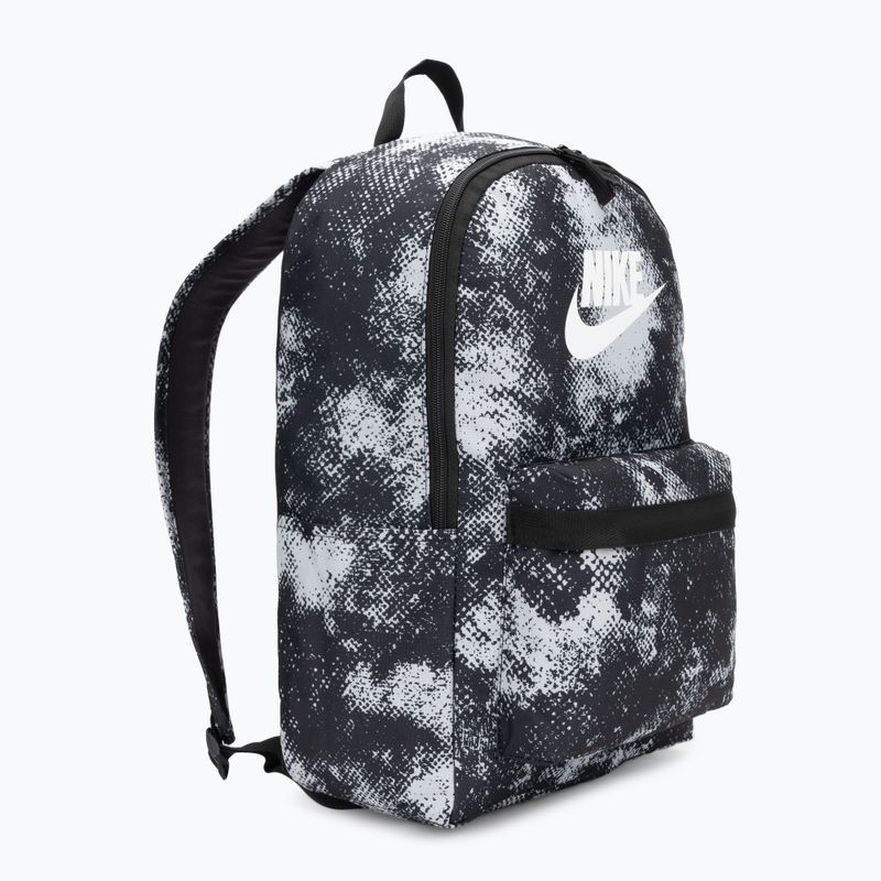Batoh Nike Heritage 25 l biela/čierna/summit white 2