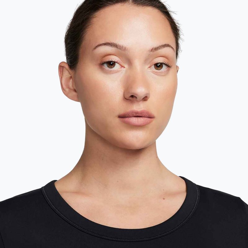 Dámske tréningové tričko Nike One Fitted Dri-Fit Cropped Top black 4