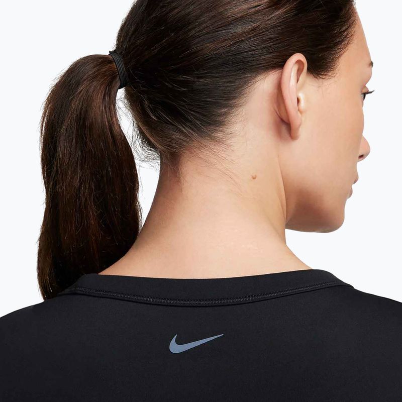 Dámske tréningové tričko Nike One Fitted Dri-Fit Cropped Top black 5