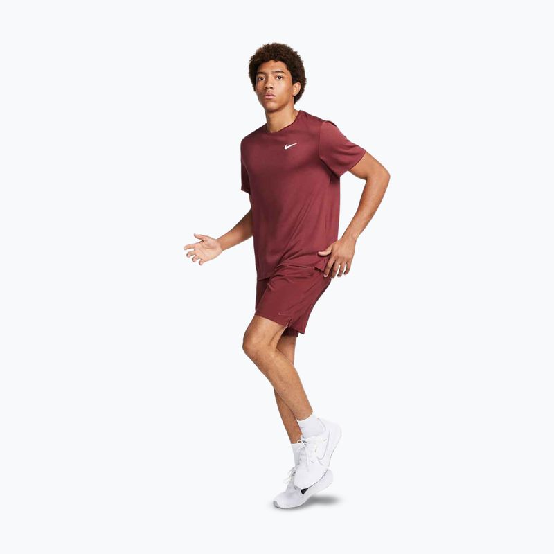 Pánske šortky Nike Unlimited Dri-Fit 7" Unlined dark team red/black/dark team red 2