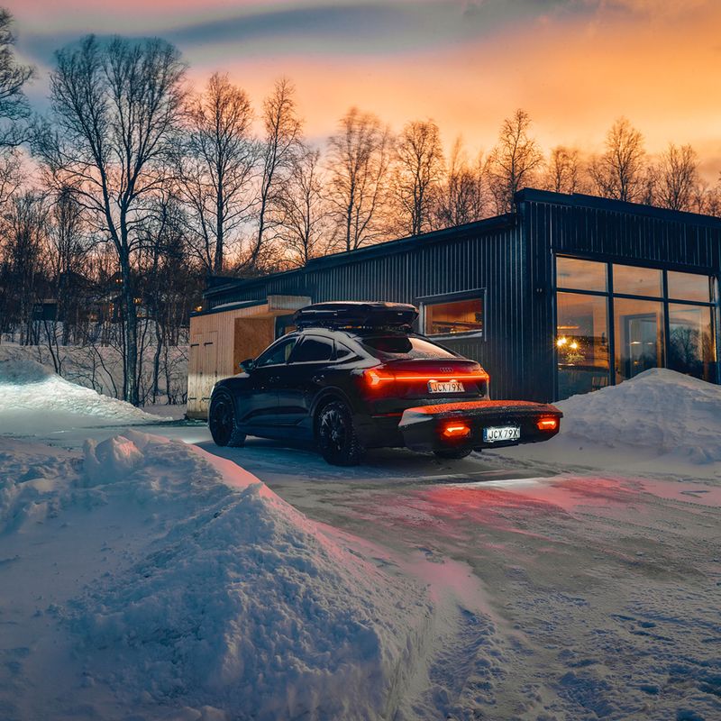 Strešný box Thule Arcos XL black 9