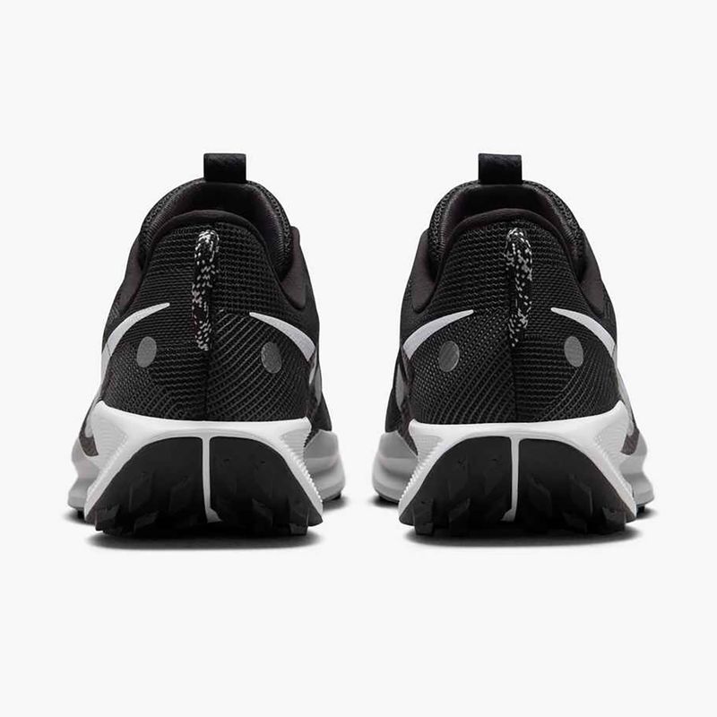 Dámske bežecké topánky Nike Pegasus Trail 5 black / white / anthracite / wolf grey 4