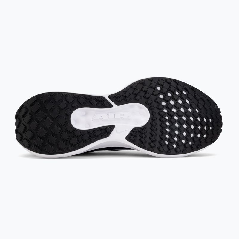 Dámska bežecká obuv Nike Winflo 11 black/white 4