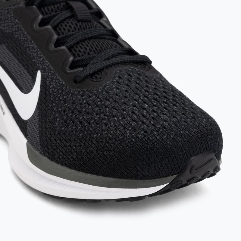 Dámska bežecká obuv Nike Winflo 11 black/white 7