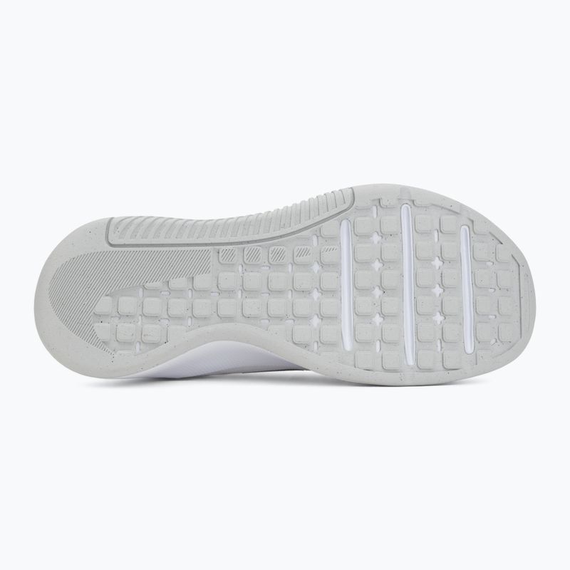 Dámske tréningové topánky Nike MC Trainer 3 white/photon dust/metallic platinum 4