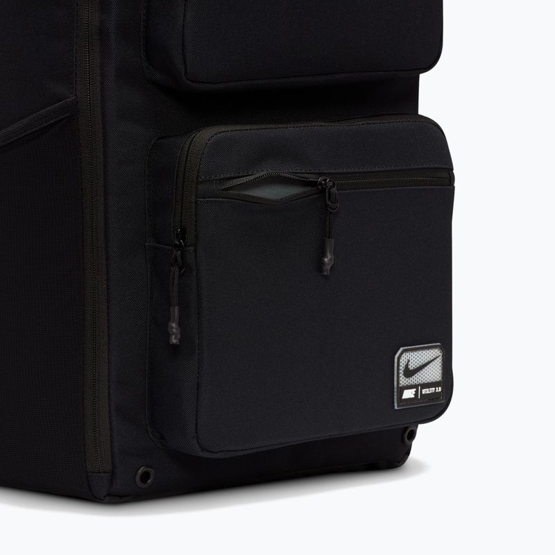 Mestský batoh Nike Utility Speed 27 l black/black/white 9