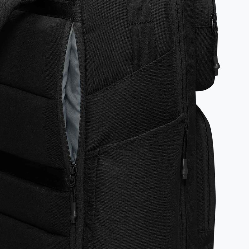 Mestský batoh Nike Utility Elite 37 l black/black/white 10