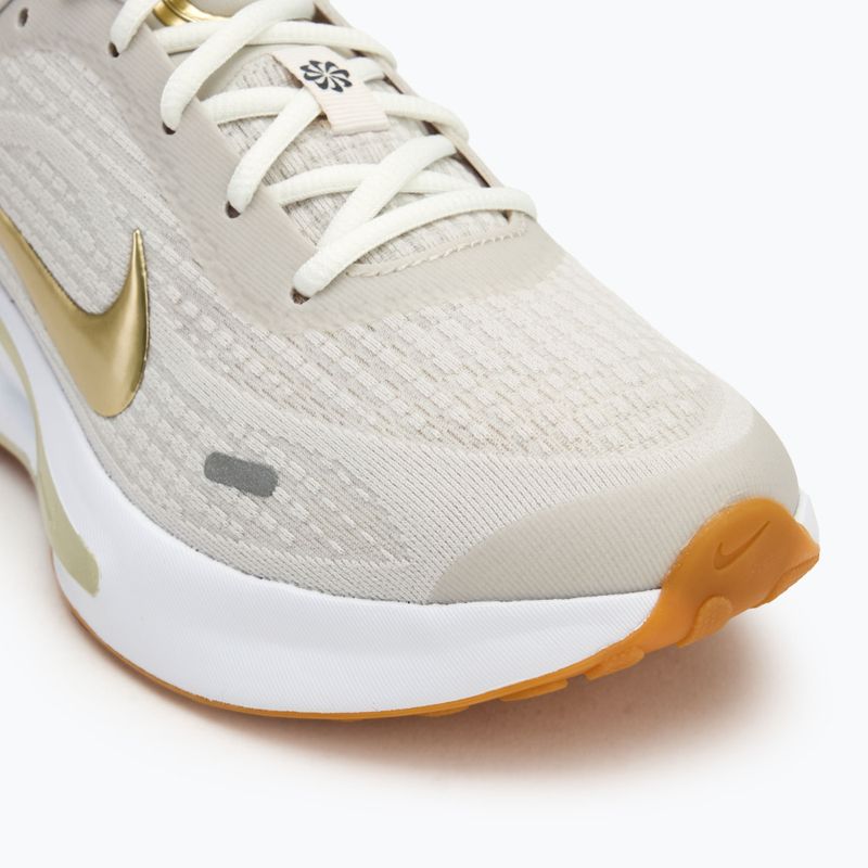 Dámske bežecké topánky Nike Journey Run phantom/sail/gum light brown/neutral olive 7