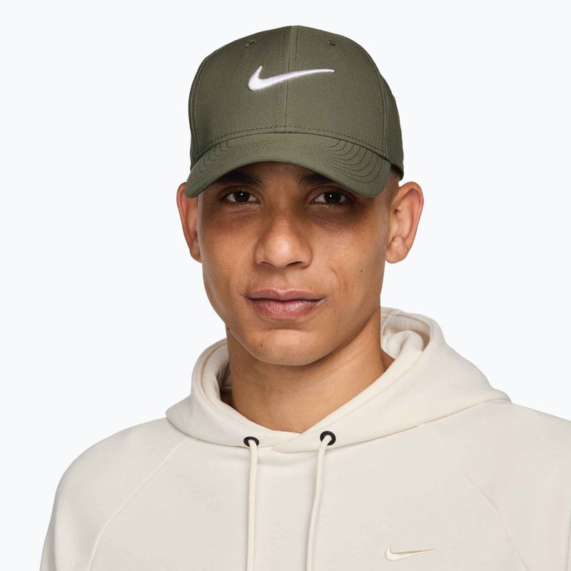 Šiltovka Nike Dri-FIT Club medium olive/white 5