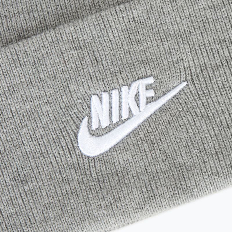 Zimná čiapka Nike Peak Futura Beanie tmavo šedá heather/white 3