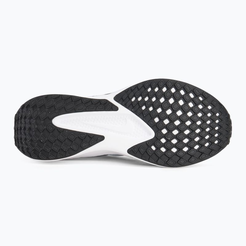 Pánska bežecká obuv Nike Quest 6 white/dusty cactus/black 4