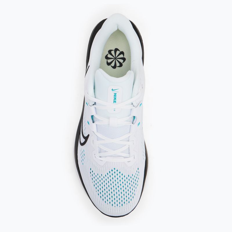 Pánska bežecká obuv Nike Quest 6 white/dusty cactus/black 5
