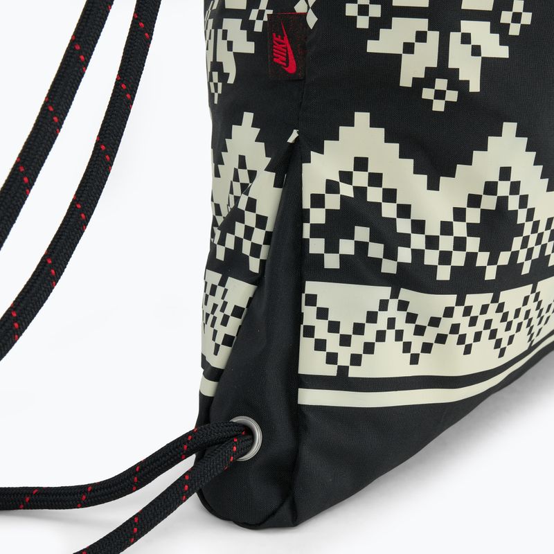 Vak Nike Brasilia 9.5 18 l burgundy crush/black/volt 4