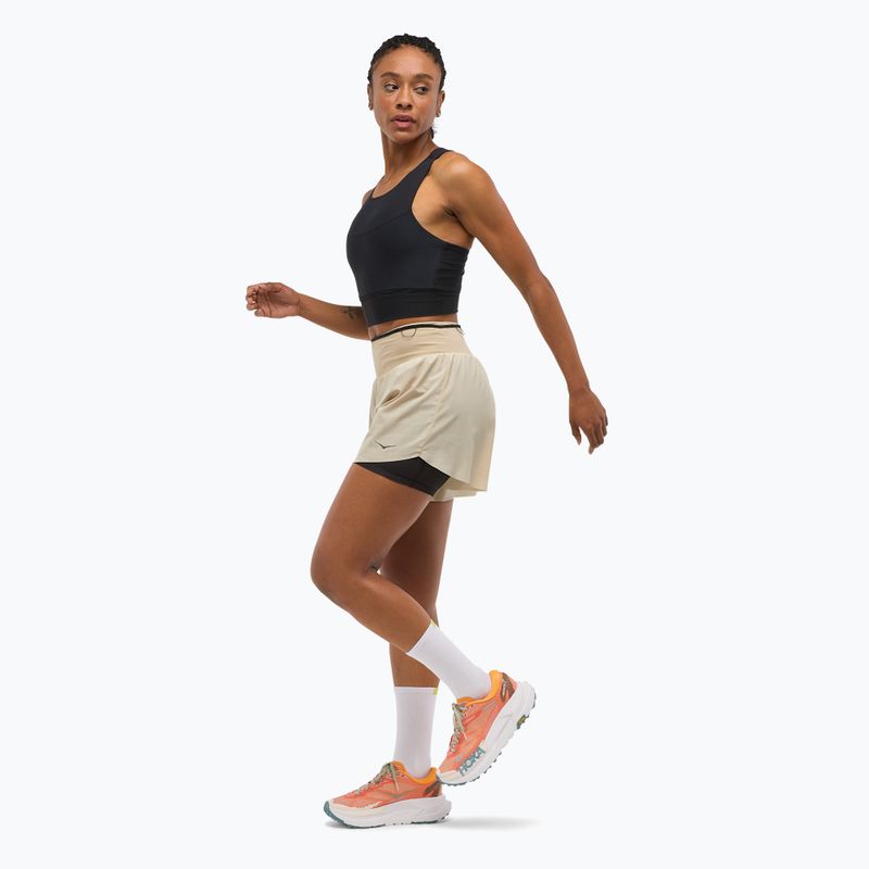 Dámske bežecké šortky HOKA Skyglide oatmeal 2