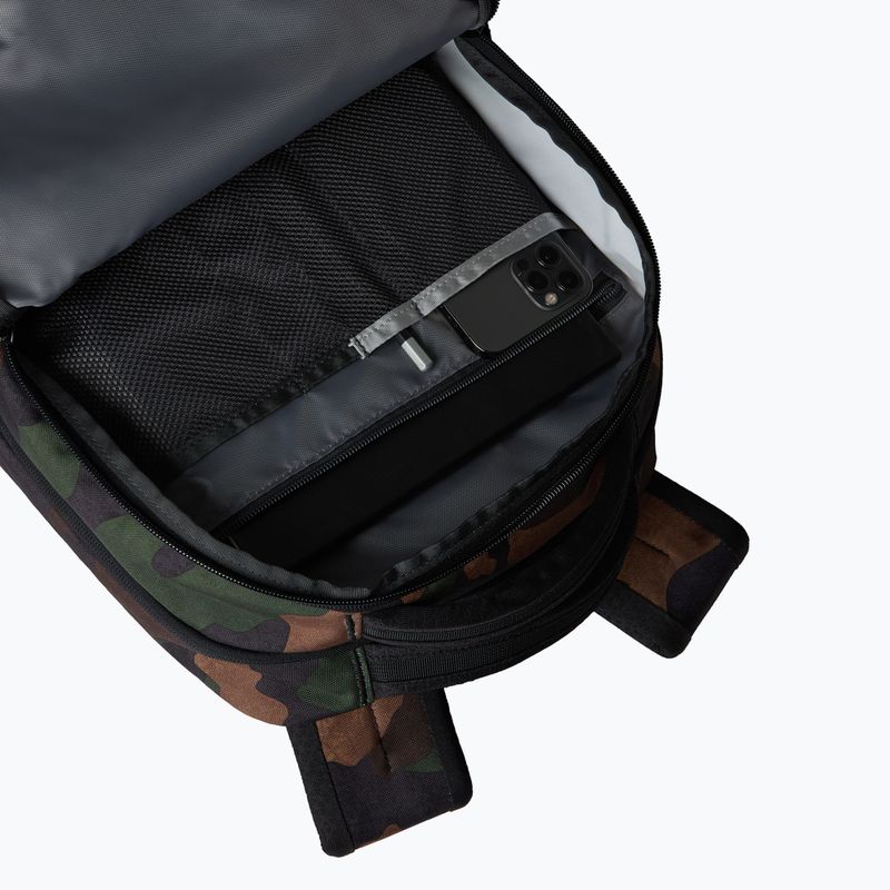 Mestský batoh The North Face Jester 28 l tnf black camo/tnf black 5