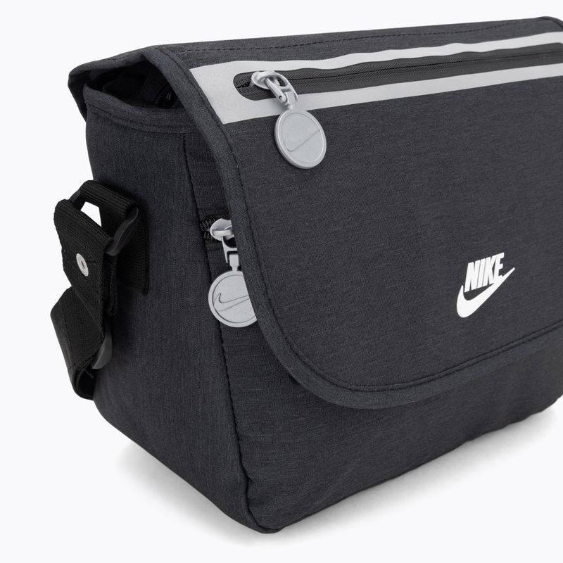 Taška na desiatu Nike Futura Messenger Lunch 7,5 l black 4