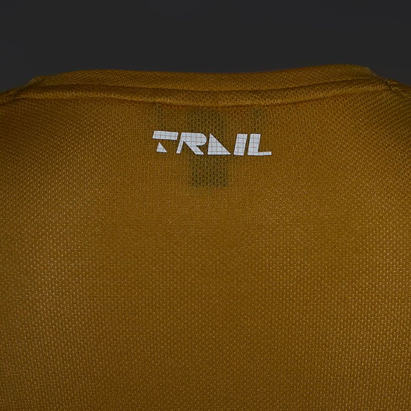 Pánske bežecké tričko Under Armour Trail Run noble gold/reflective 5