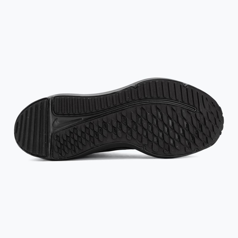 Juniorské bežecké topánky Nike Cosmic Runner black/black/anthracite 4