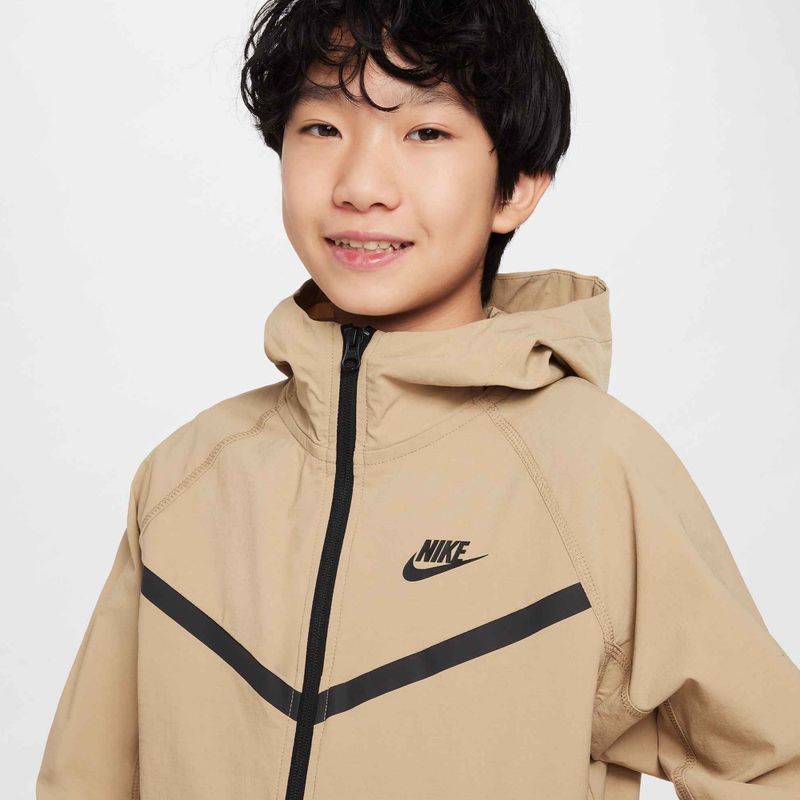 Detská bunda Nike Tech Woven parachute beige/parachute beige/black 4