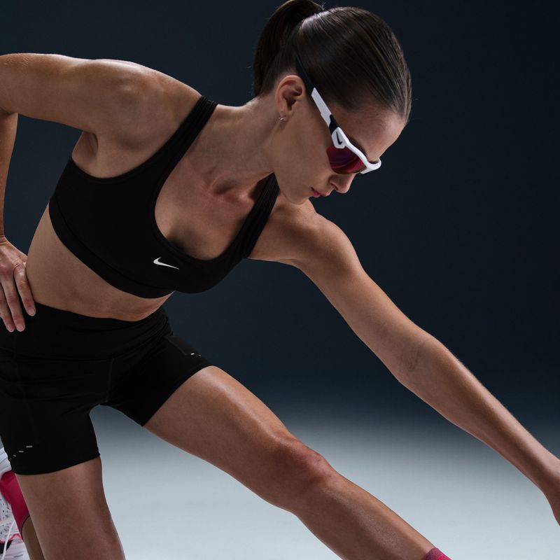 Dámske bežecké šortky Nike Swift High-Waisted 4" black 8