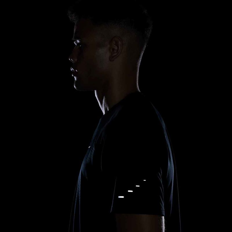 Pánske bežecké tričko Nike Stride ADV black 8