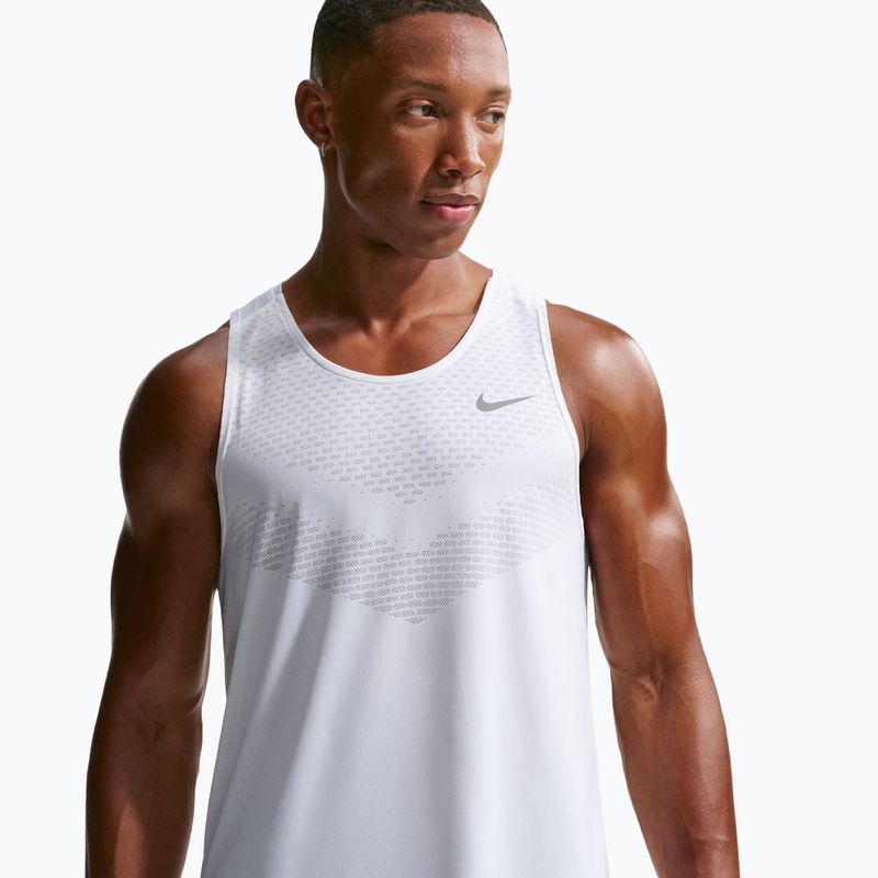 Pánske bežecké tričko Nike Stride white 4