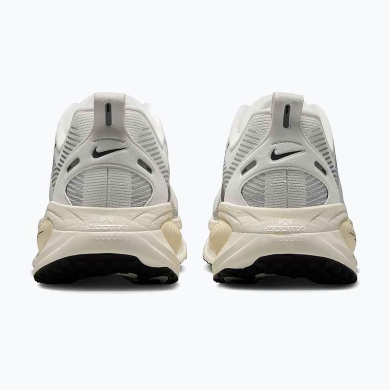Pánske bežecké topánky Nike Vomero 18 summit white/coconut milk/black 4