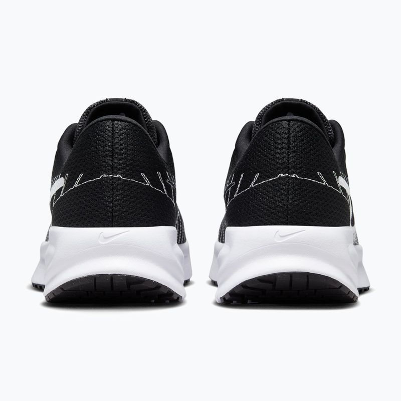 Pánska bežecká obuv Nike Run Defy black/white 4