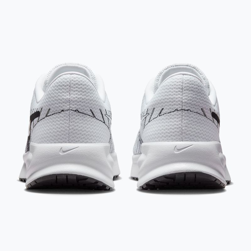 Pánske bežecké topánky Nike Run Defy white/black 4
