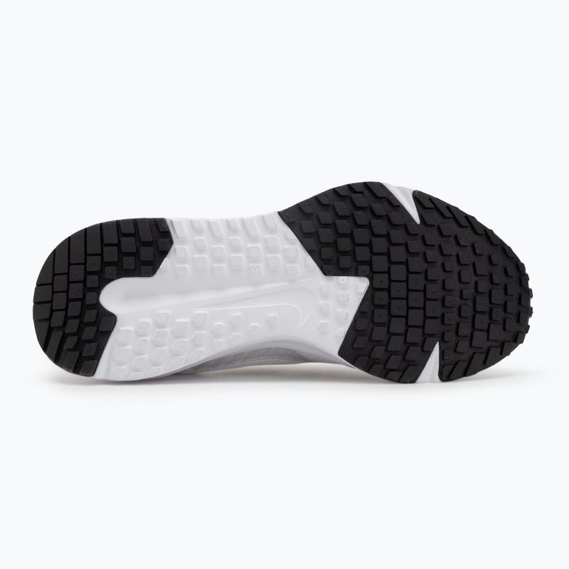 Dámske bežecké topánky Nike Run Defy white / pure platinum / black 4
