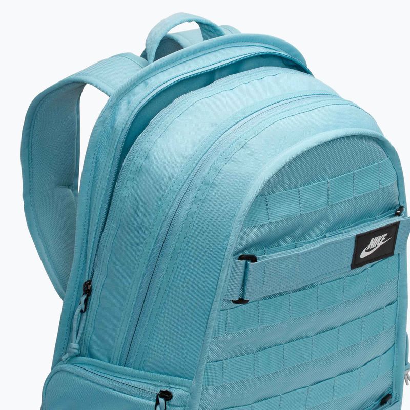 Mestský batoh Nike Sportswear RPM 26 l denim turquoise/black/summit white 7