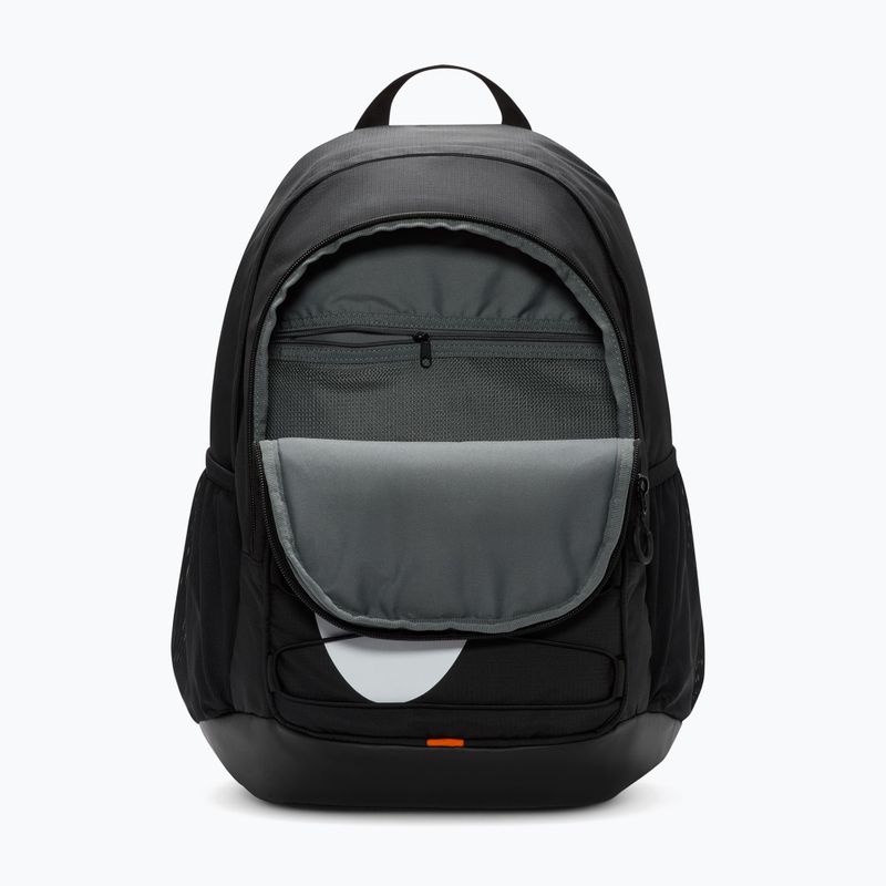 Mestský batoh Nike Hayward 26 l black/black/white 4
