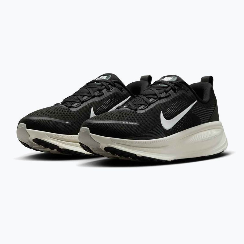 Dámske bežecké topánky Nike Vomero 18 black/coconut milk/summit white 3
