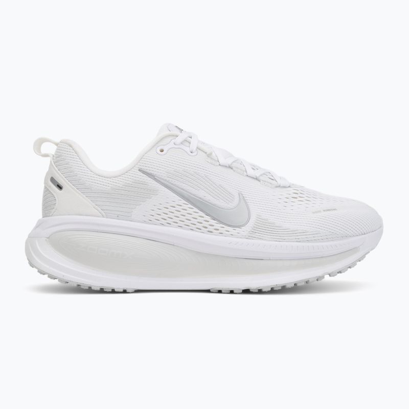 Dámske bežecké topánky Nike Vomero 18 white/photon dust/metallic silver 2