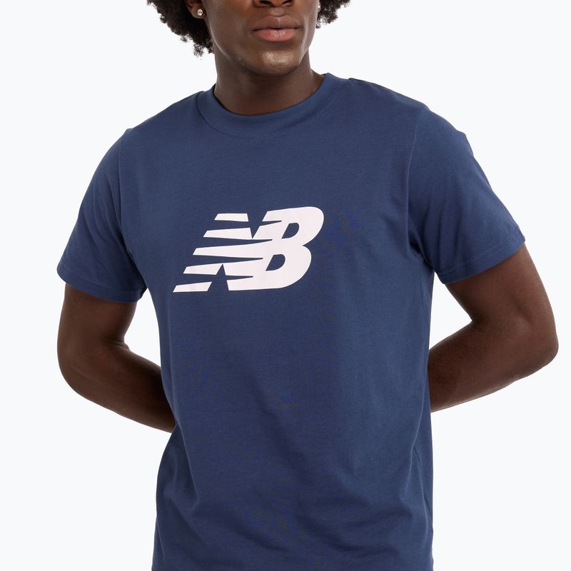 Pánske tričko New Balance Graphic V Flying navy 4