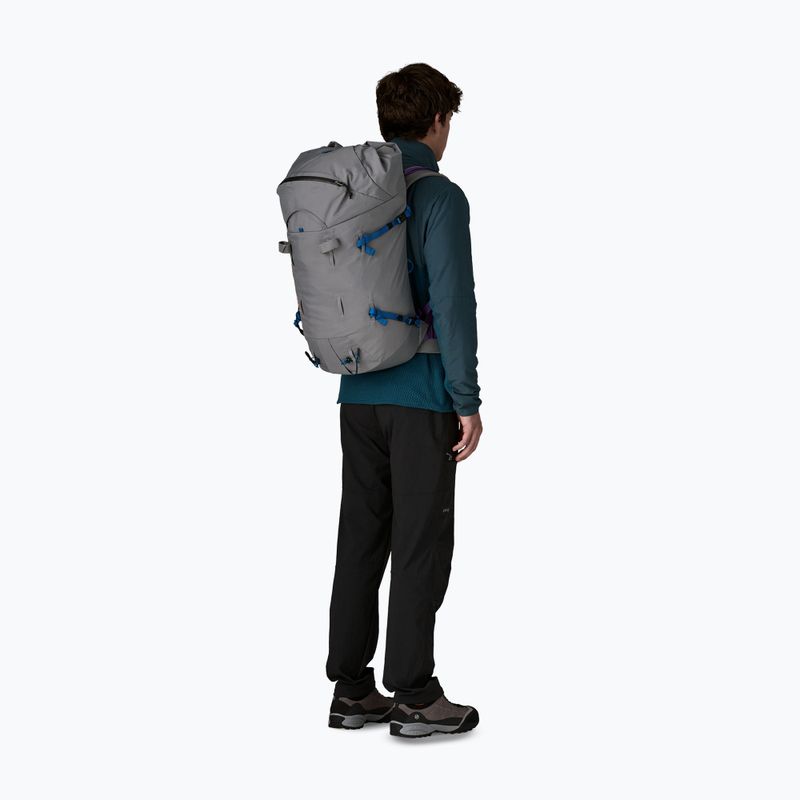 Turistický batoh Patagonia Ascensionist 55 l noble grey 6