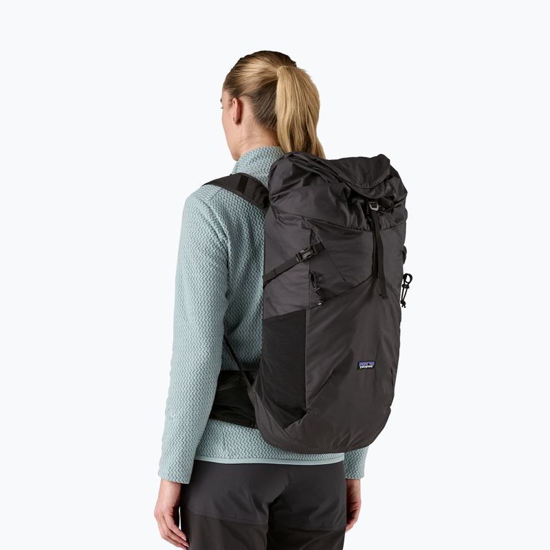 Turistický batoh Patagonia Terravia 28 l black 3