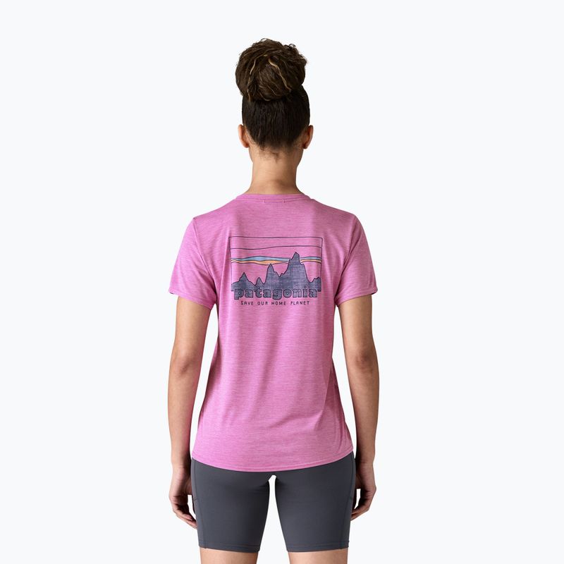 Dámske tričko Patagonia Cap Cool Daily Graphic Shirt '73 skyline / brisk purple x-dye 3