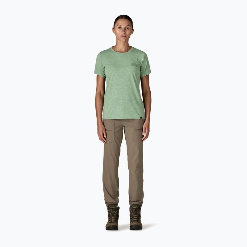Dámske tričko Patagonia Cap Cool Daily Graphic Shirt strataspire / ellwood green x-dye 2
