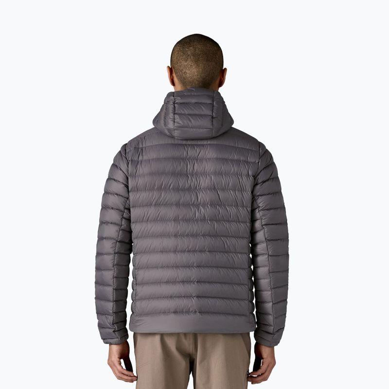 Pánska páperová bunda  Patagonia Down Sweater Hoody forge grey w/forge grey 3