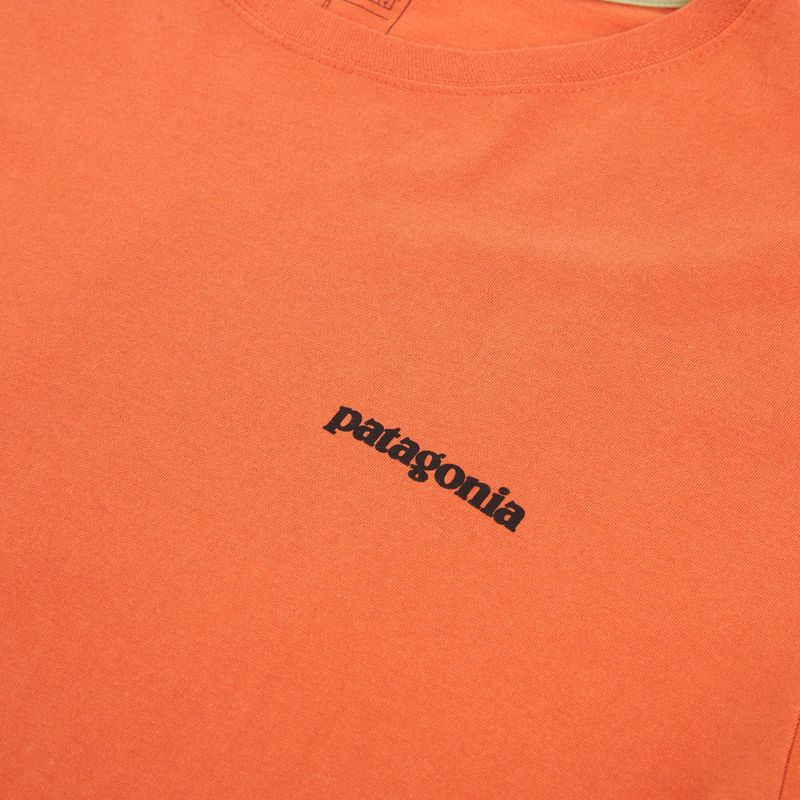Pánske tričko Patagonia P-6 Logo coal orange 3