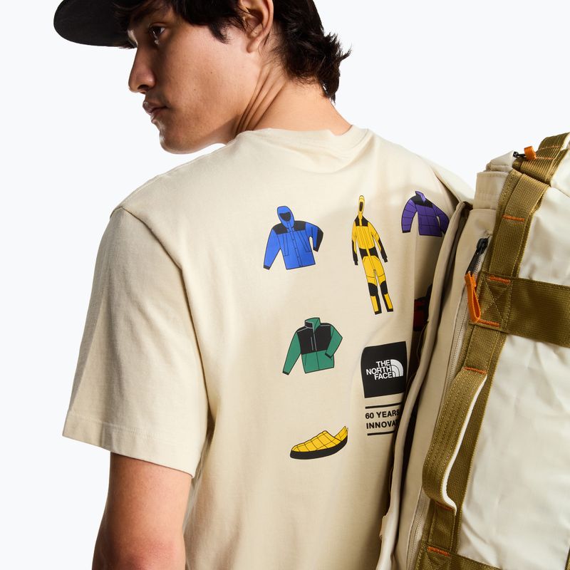 Pánske trekingové tričko The North Face Mountain Celebration Regular desert stone 7