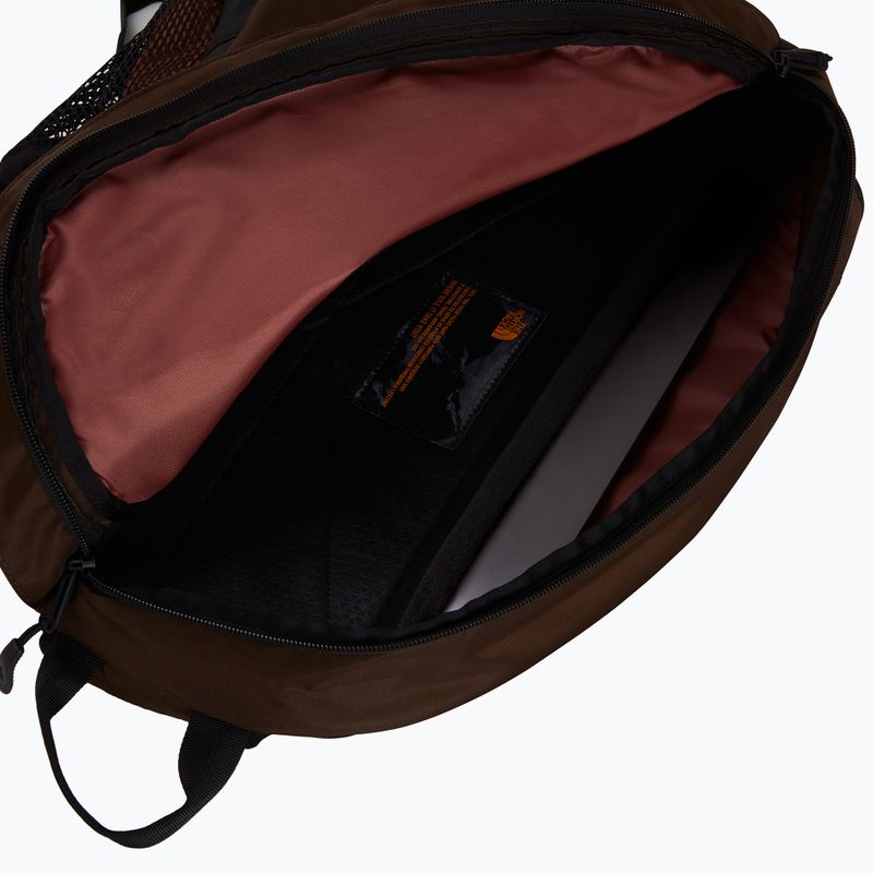 Mestský batoh The North Face Hot Shot Sling 15 l dark chestnut/copper si 6